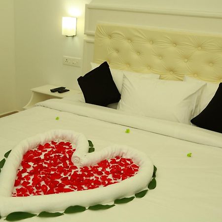 Olive Periyar Appartement Thekkady Buitenkant foto