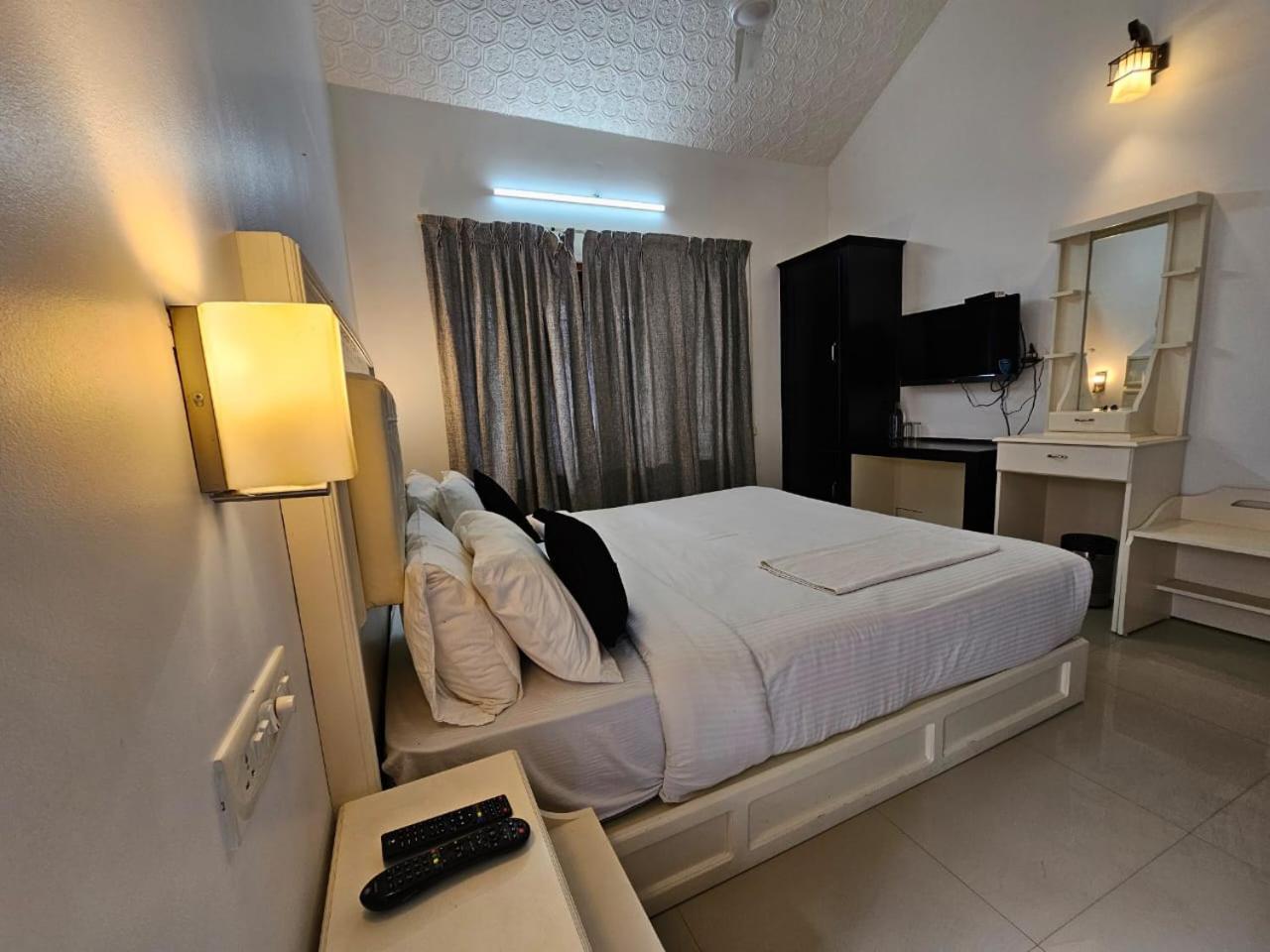 Olive Periyar Appartement Thekkady Buitenkant foto