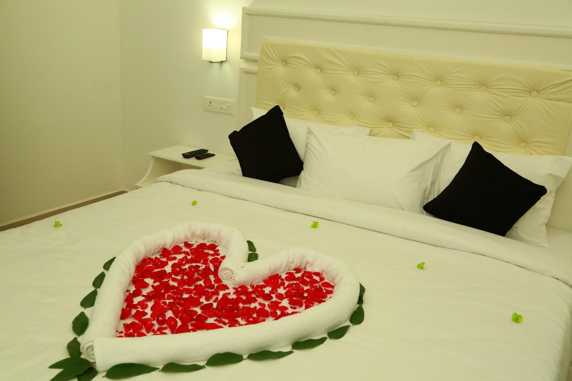 Olive Periyar Appartement Thekkady Buitenkant foto